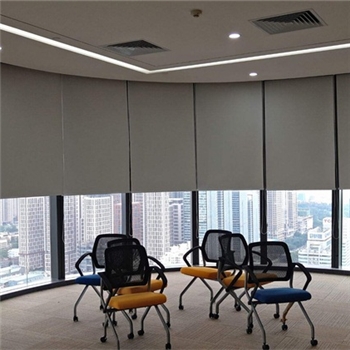 客廳裝修，你會(huì)選擇使用推拉門(mén)嗎？